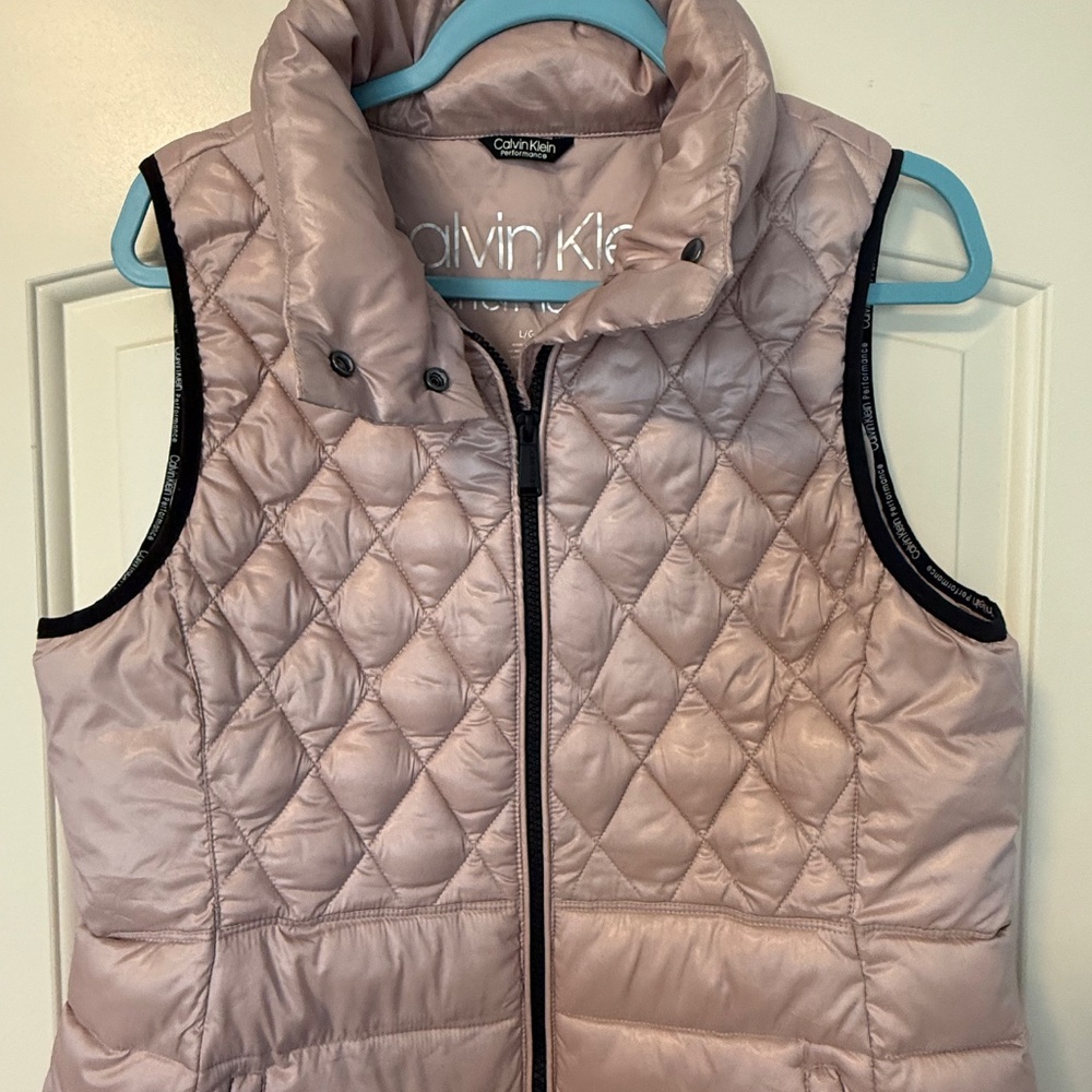 Calvin Klein Performance Women’s Pink Sleeveless Puffer Vest‎ Size L - Picture 2 of 10